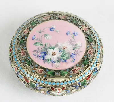 Серебряная шкатулка в стиле национальной романтики. 1890-е годы
