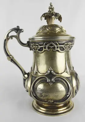 Серебряная пивная кружка